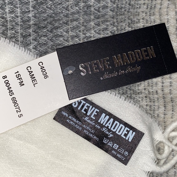 NWT Steve Madden Mid-Weight Ombré Paisley Muffler Scarf-Camel - Picture 5 of 5